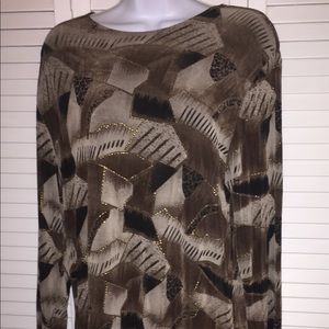 TRAVEL ELEGANCE!!!! Beautiful Long Sleeve Top